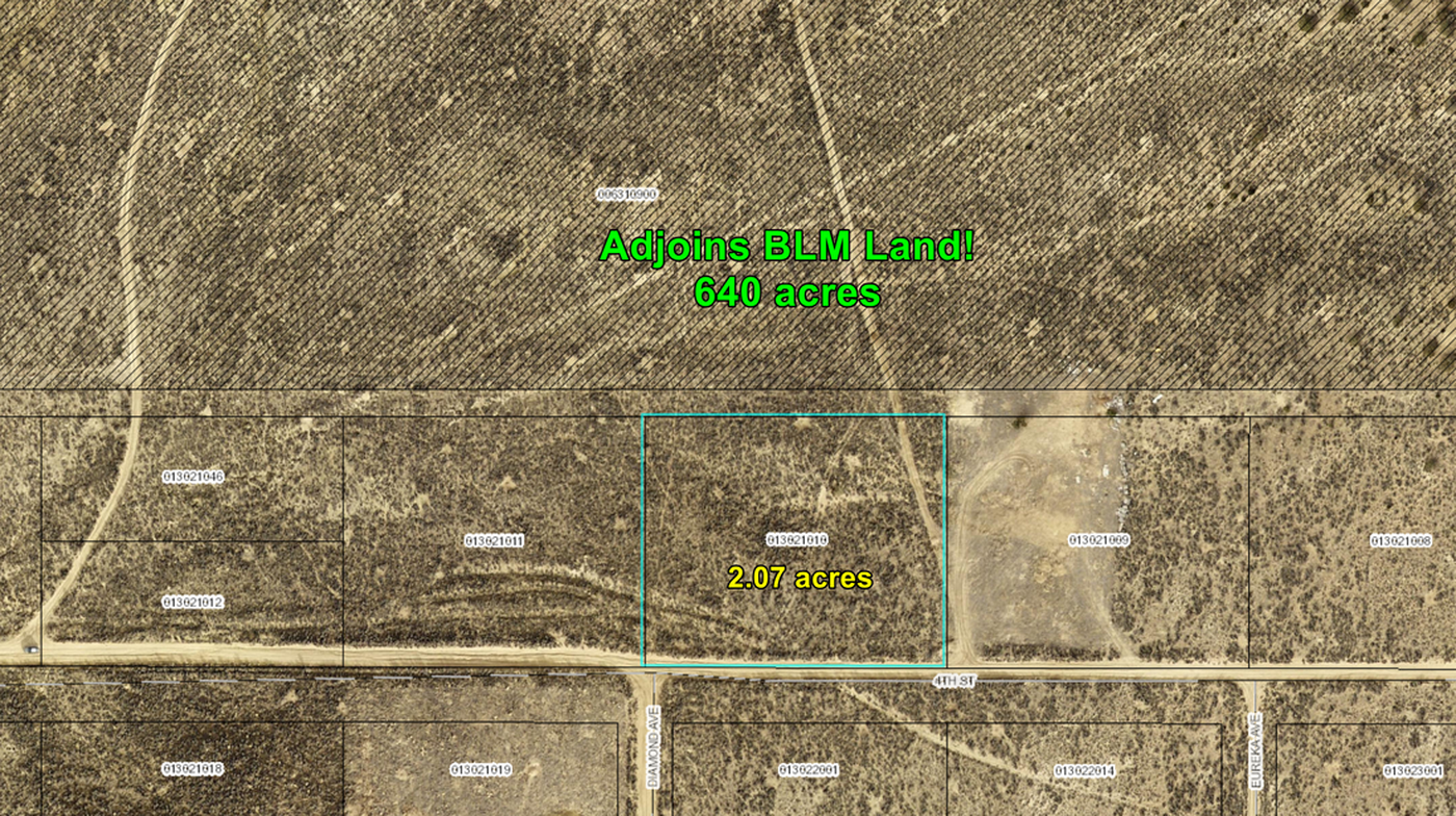 Lot adjoins 640 acres of BLM land